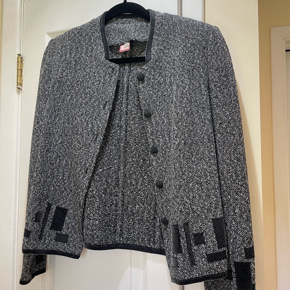 Elegant Black and Gray Women's Tweed Jacket